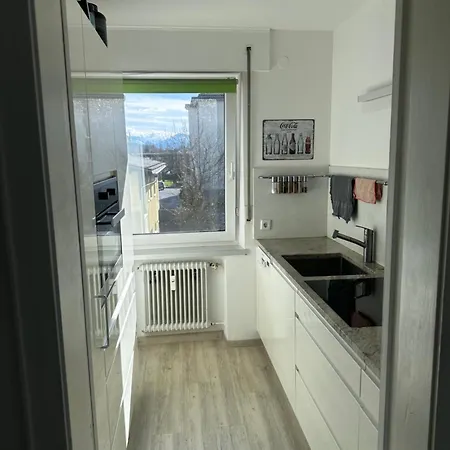 Schoene In Lage Daire